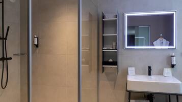 Standard-Doppelzimmer, Stadtblick | Badezimmer