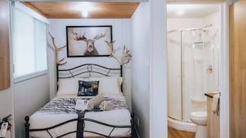 WiFi, bed sheets