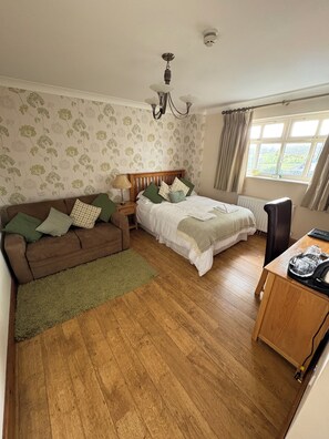 Chambre Double Confort, vue colline