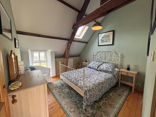 2-bedroom cottage close to D-Day Beaches and Bayeux at the historic Maison Neuve