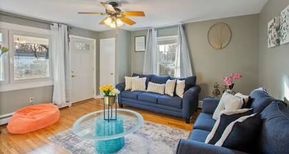 Stamford Hideaway w/ Fire Pit
