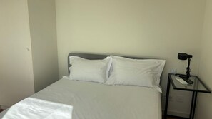 Room - Douro Bridge - Studio A (Vila Nova de Gaia)