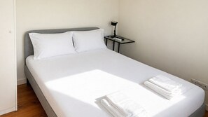 Iron/ironing board, free WiFi, bed sheets - A: Douro & Bridge Views | Boutique Apartments (Vila Nova de Gaia)