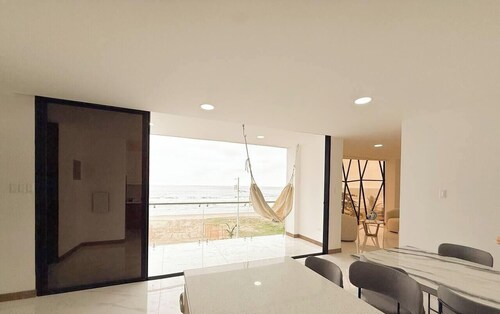 Beach Front entire Private Building 32+ PAX