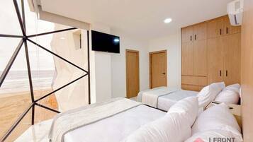 12 bedrooms, iron/ironing board, WiFi