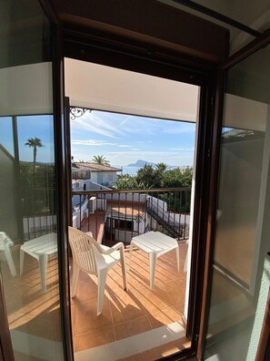 Exclusive Double Room, 1 Double Bed, Air conditioning, Garden View | Terrace/patio