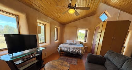 Perfect 3-bedroom farmhouse in adorable Estancia