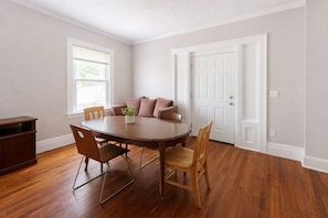 Dining - Family Retreat: Sleeps 16+ Near U of R (Rochester)