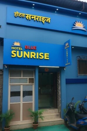 Exterior detail - HOTEL BLUE SUNRISE (Mumbai)
