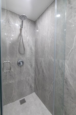 Double Room Ensuite | Salle de bain