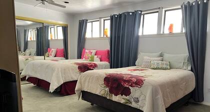 Large 4030 house, bedrooms, both with private bathrooms. Breakfast included pool