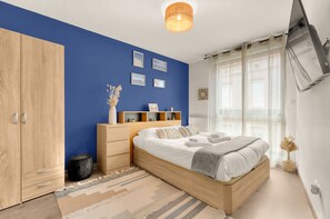 2 habitaciones, tabla de planchar con plancha y wifi gratis 