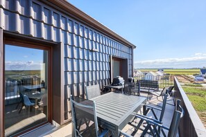 Outdoor dining - Les Embruns de Courseulles - Appt 6personnes (Courseulles-sur-Mer)