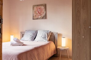 2 bedrooms, iron/ironing board, free WiFi, bed sheets - L'Oasis de SaBen - Piscine Privée (Belfort-du-Quercy)