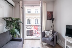 Fernseher