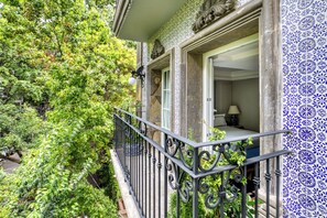 Premium Suite | Balcony view - Casa Talavera by Tasman (Mexico City)