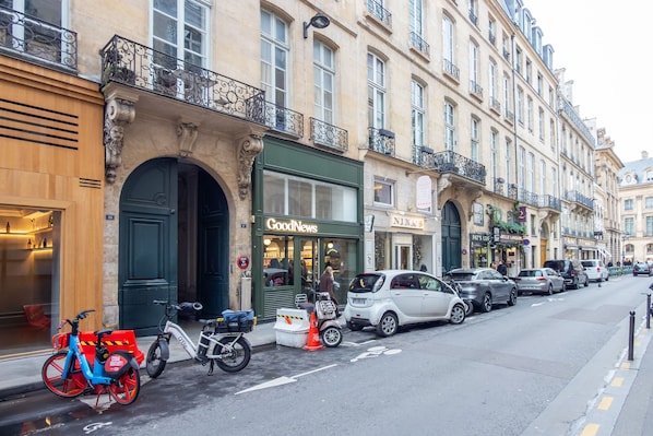 Exterior - Vendôme Design - One Bedroom Apartment, Sleeps 2 (Paris)