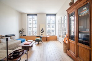Interior - Marais Enfants Rouges (Paris)