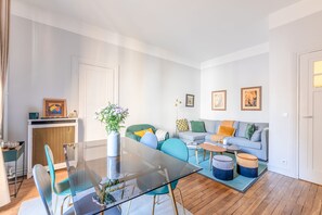 TV - Saint Germain Varenne (Paris)