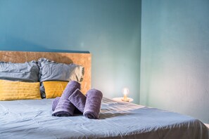 Free WiFi, bed sheets - L’Escapade Nîmoise - grand studio centre Nîmes (Nimes)