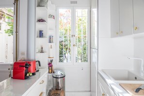 Fridge, microwave, oven, dishwasher - Bon Marché Sevres - Two Bedroom Apartment, Sleeps 4 (Paris)