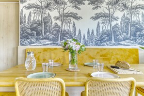 Dining - L'Atelier de Sèvres - 2 places de parking (Boulogne-Billancourt)