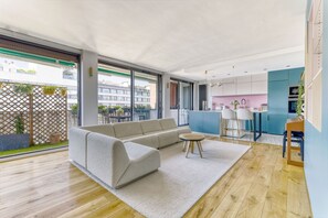Living area - L'Atelier de Sèvres - 2 places de parking (Boulogne-Billancourt)