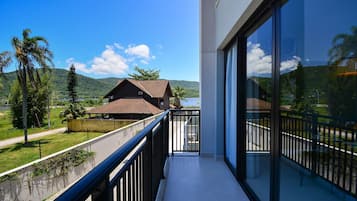 Apartament | Àrea exterior de l'allotjament