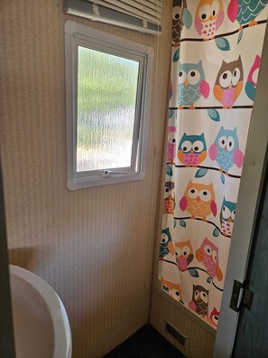 Bathroom - Vrbo Property (Sainte-Croix-du-Verdon)