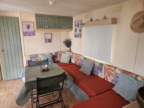 Unclassified image, 5 of 6, button - Vrbo Property (Sainte-Croix-du-Verdon)