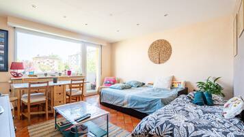 1 bedroom, iron/ironing board, WiFi, bed sheets