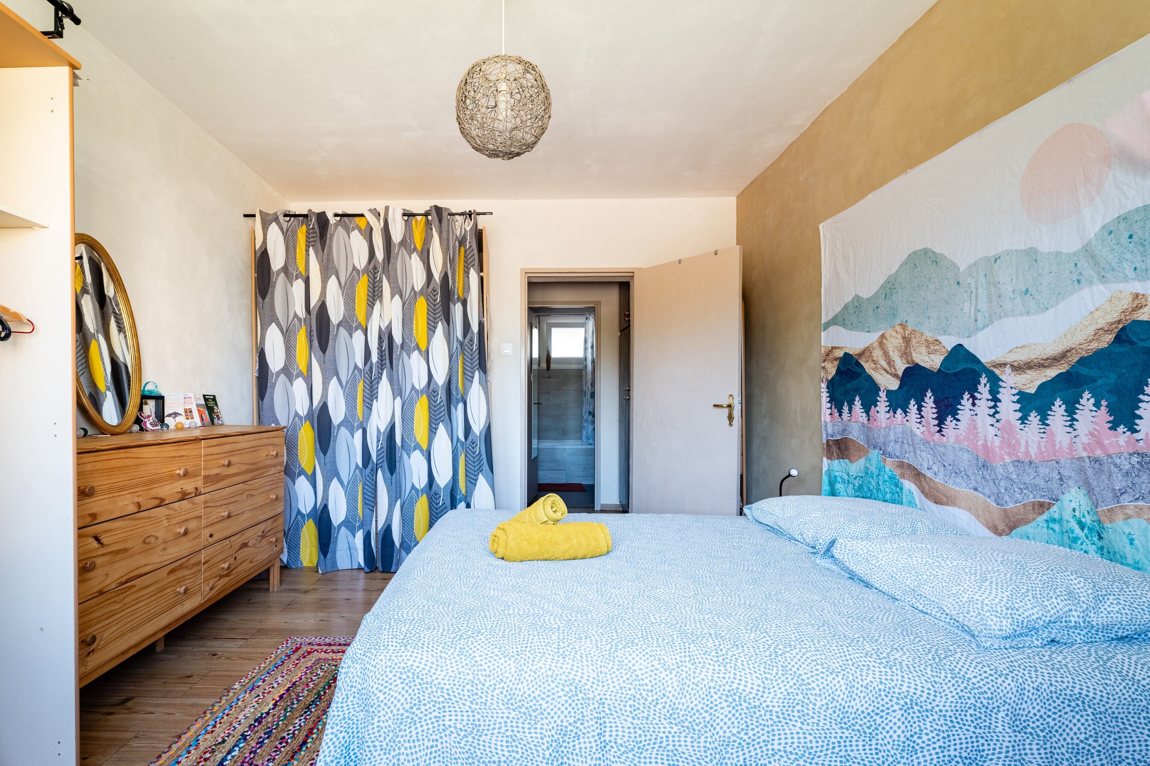 1 chambre, fer et planche à repasser, Wi-Fi, draps fournis