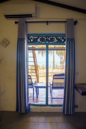 Interior - Tsunami hotel arugambay  (Arugam Bay)