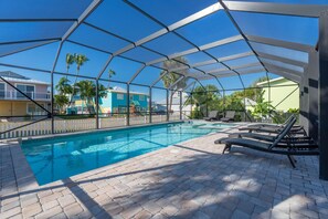 Ferienhaus, 2 Queen-Betten (The Shiloh - Side A) | Pool | Beheizter Pool
