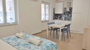 Room - Ondilla - Studio Apartment, Sleeps 2 (Alghero)