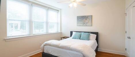 2 bedrooms, iron/ironing board, WiFi, bed sheets
