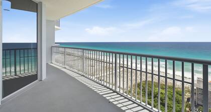 "Heaven on Top" – 15th-Floor Gulf Views, Pool & Hot Tub , Steps to Beach