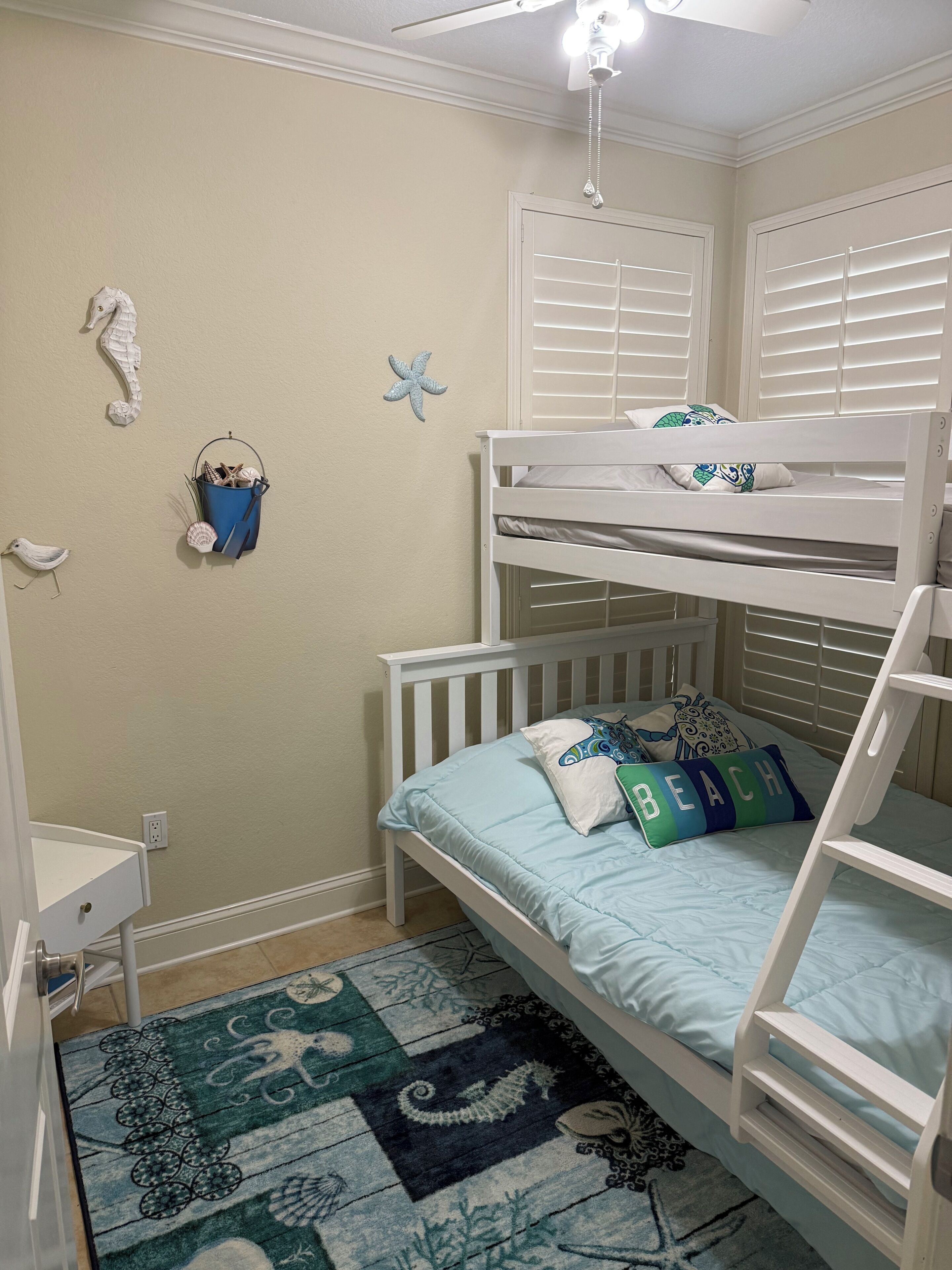 3 bedrooms, desk, free WiFi, bed sheets