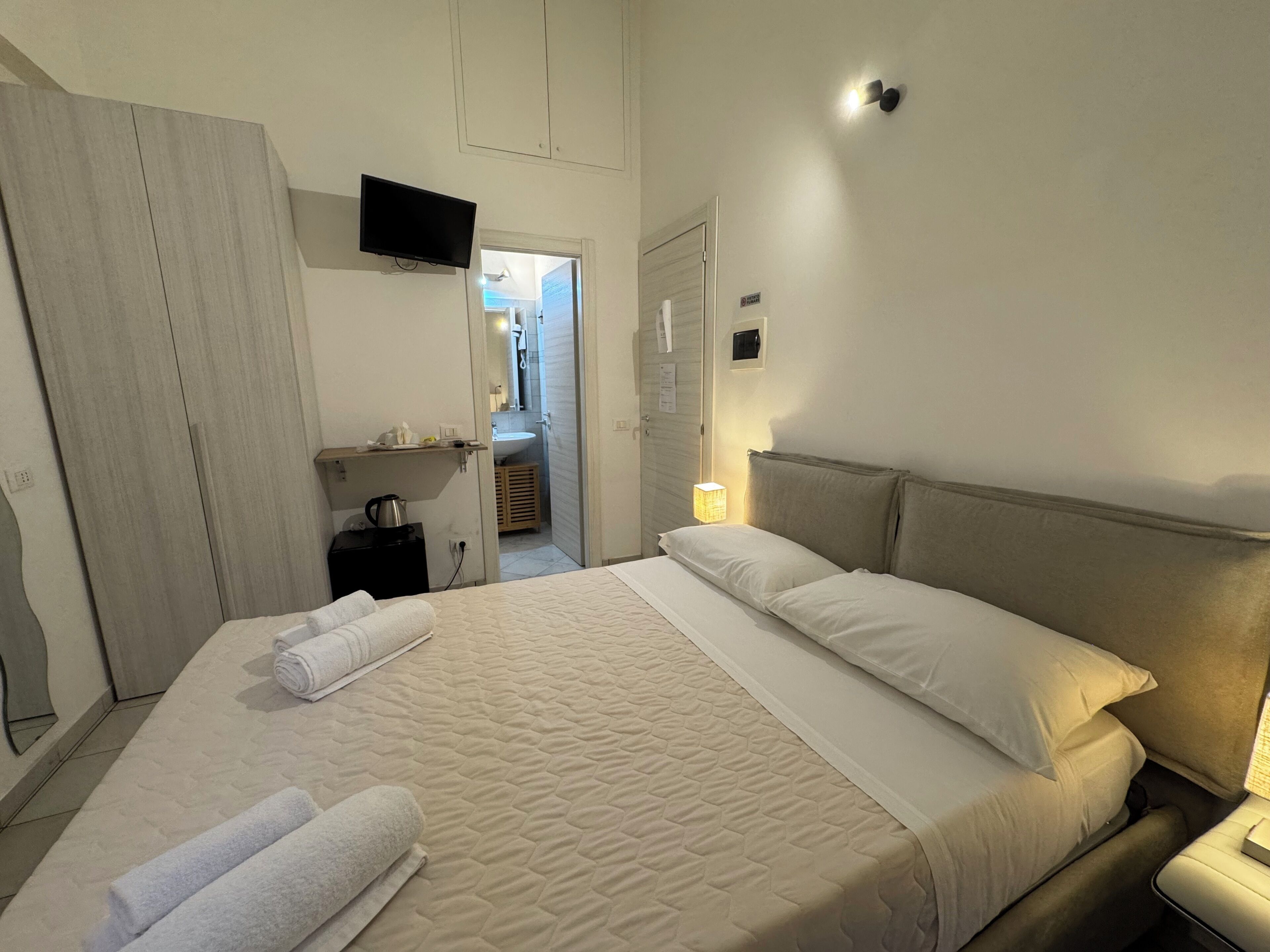 Classic-Zimmer, Balkon | Verdunkelungsvorhänge, Bügeleisen/Bügelbrett, kostenloses WLAN