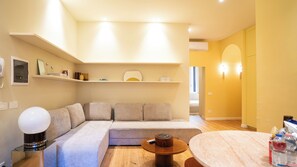 Smart TV - Elegante Appartamento di Design per 8vicino Metro (Milan)