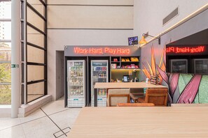 Minibar - QSP - Jardim Paulista by Anora Spaces (São Paulo)