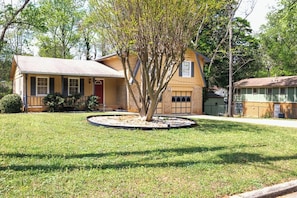 Exterior - 10 minutes from downtown (Decatur)