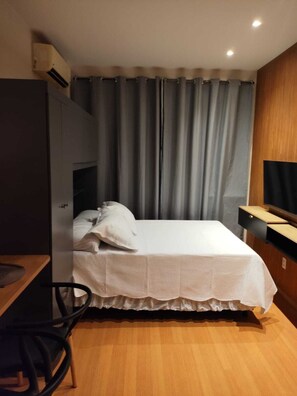 Room - Vrbo Property (Rio de Janeiro)