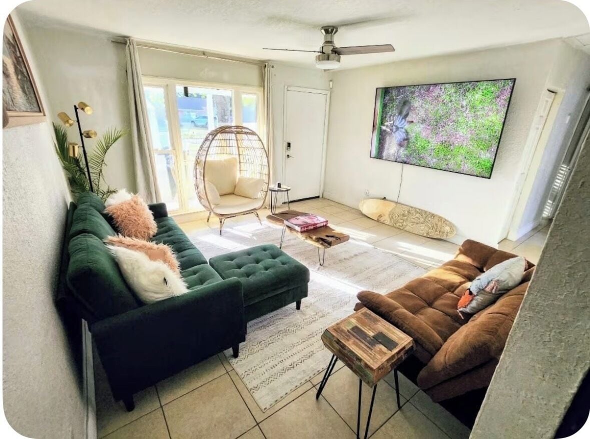 Smart TV, videogames, livros