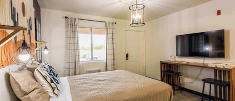 Travel cot, WiFi, bed sheets