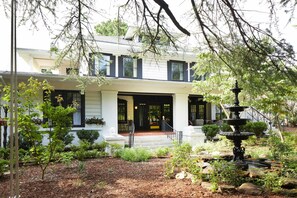 Exterior - Eden Brae - Birmingham's Premier Retreat (Birmingham)