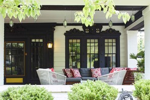 Terrace/patio - Apt2@EdenBrae - Walkable Southern Gothic Mansion (Birmingham)
