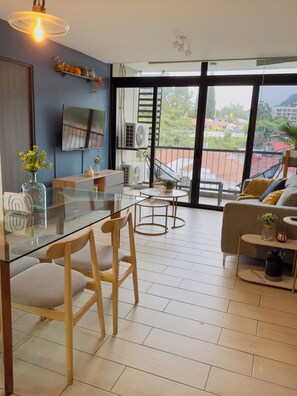 Living area - Vrbo Property (Antiguo cuscatlan)