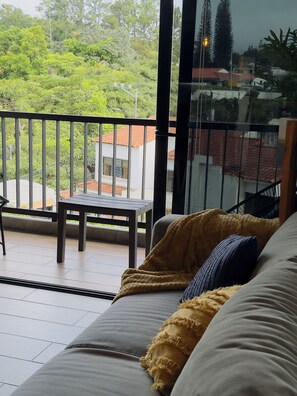 Living area - Vrbo Property (Antiguo cuscatlan)