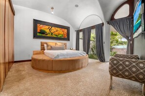 Room - Iconic La Jolla 10M Estate Upscale Events (San Diego)